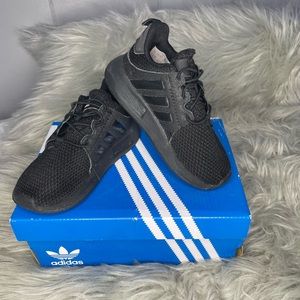 Black adidas size 7k good condition